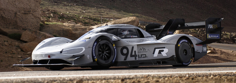 Volkswagen I.D.R Pikes Peak Electric race car record 2018